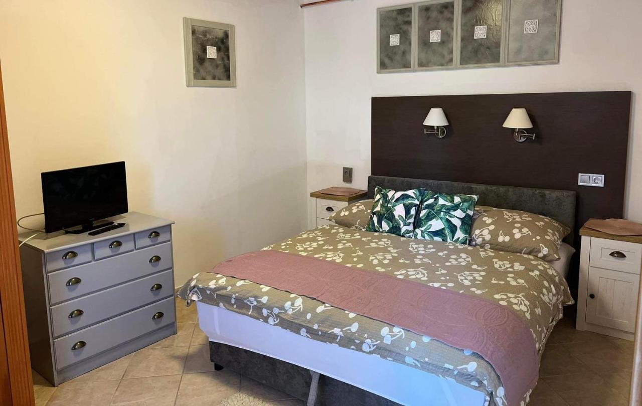 דירות Rozsa Apartman זלקרוס מראה חיצוני תמונה