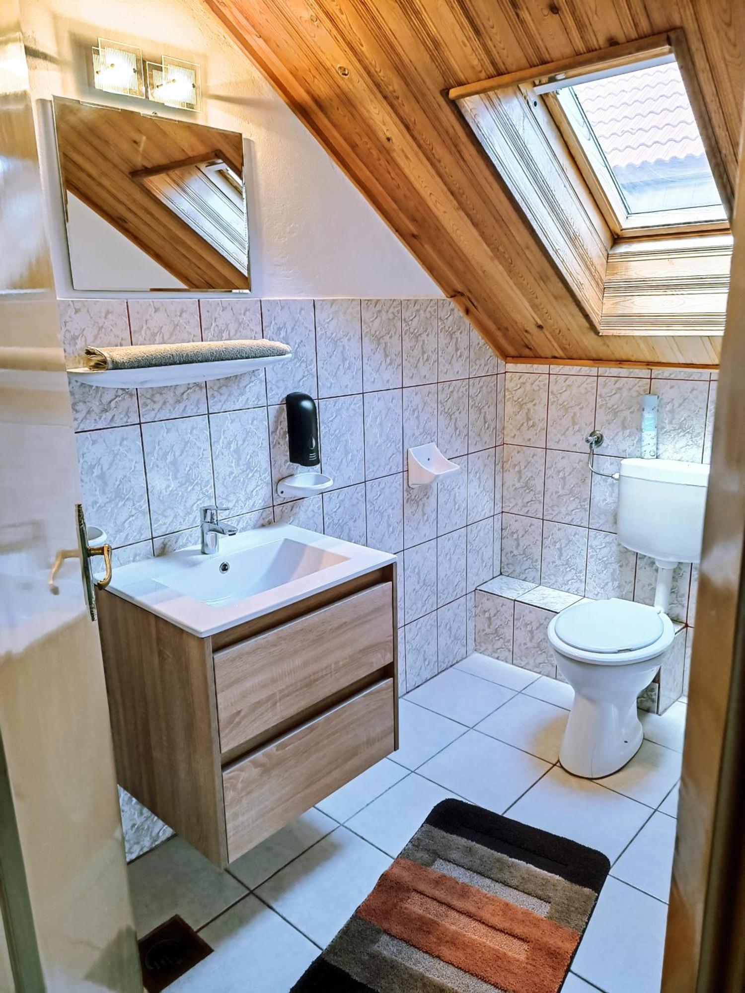 דירות Rozsa Apartman זלקרוס מראה חיצוני תמונה