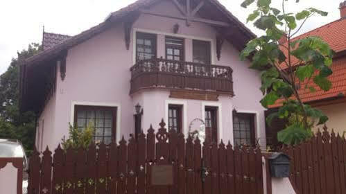 דירות Rozsa Apartman זלקרוס מראה חיצוני תמונה